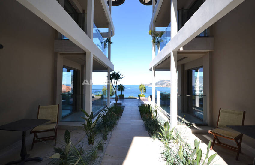 Seafront Properties with Unique Views in Alanya Carsi