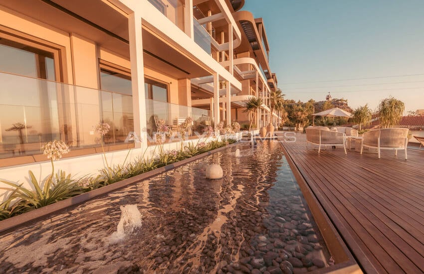 Seafront Properties with Unique Views in Alanya Carsi 1