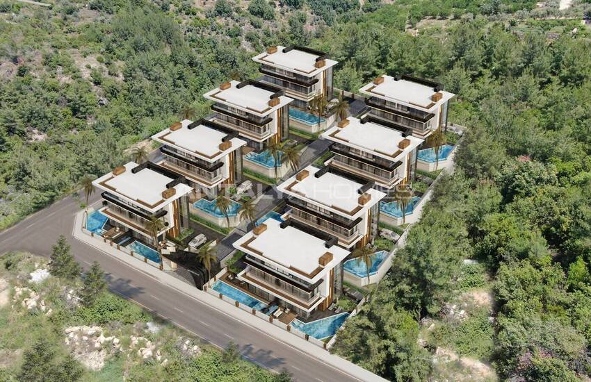 Nouvelles Maisons Triplex Avec Piscine Privée À Alanya 1