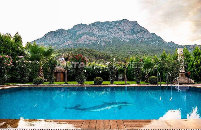 Detached House with Stunning Nature Views in Kemer Arslanbucak