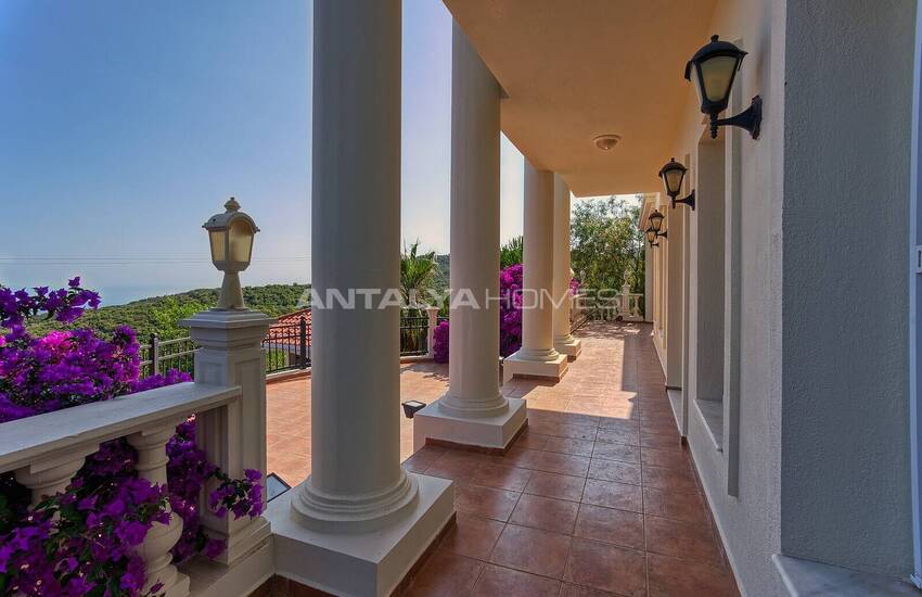 Fristående Hus Med Fantastisk Utsikt Över Havet Och Ön I Kas 20