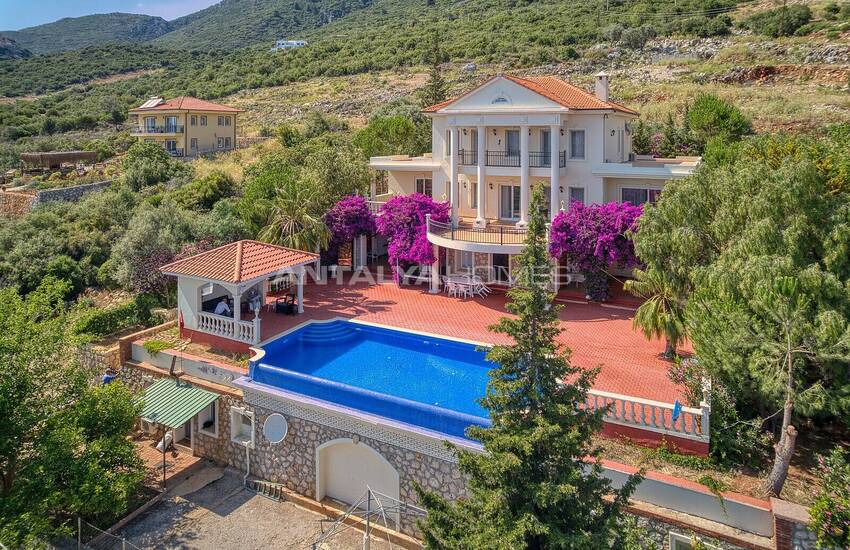 Fristående Hus Med Fantastisk Utsikt Över Havet Och Ön I Kas 12