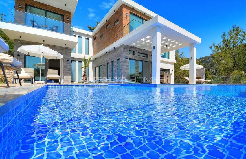 Villa Mit 2485 Qm Grundstück In Antalya Kalkan 6