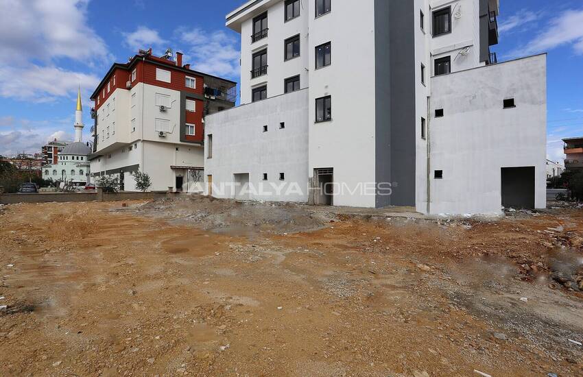 Lägenheter På Mellanvåningen Nära Statens Sjukhus I Antalya Kepez 1