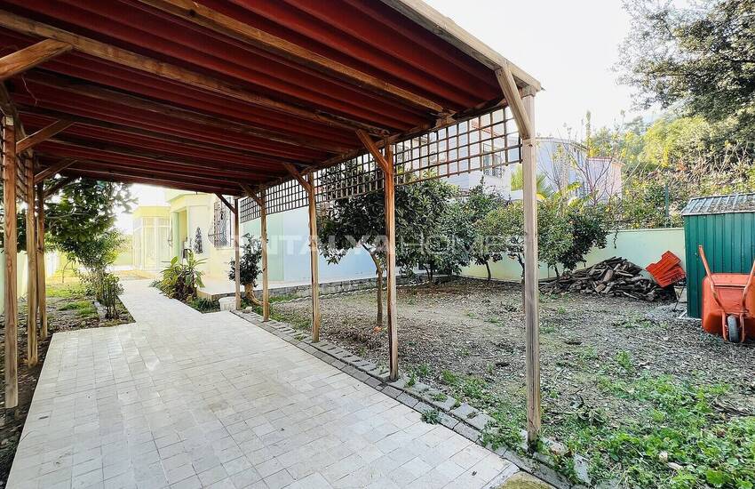 Villa I Parhus Med Utsikt Över Bergen Och Pool I Kemer Antalya 3