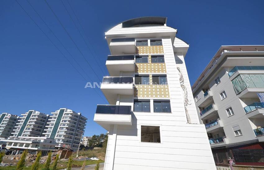 Property Within Walking Distance of the Avsallar Beach in Alanya 2