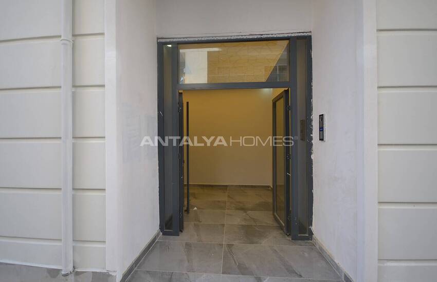 Property Within Walking Distance of the Avsallar Beach in Alanya 4