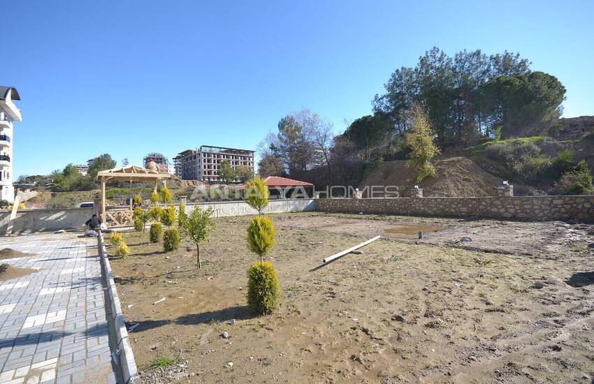 Property Within Walking Distance of the Avsallar Beach in Alanya 9