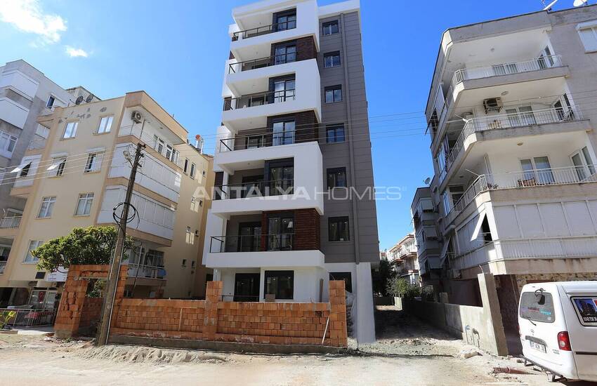 Centraal Gelegen Nieuwe Appartementen In Muratpaşa