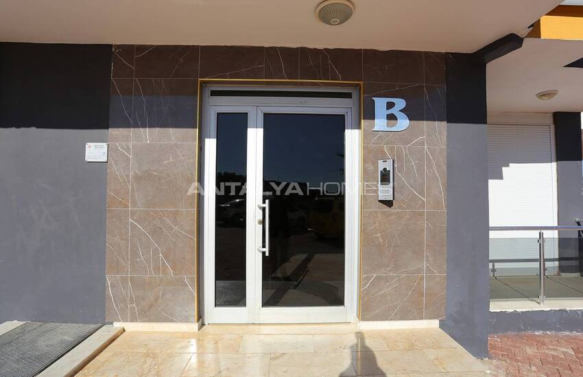 Modern New Flat in a Complex with Pool in Antalya Kepez 10