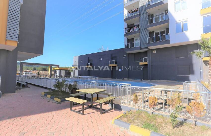 Modern New Flat in a Complex with Pool in Antalya Kepez 4