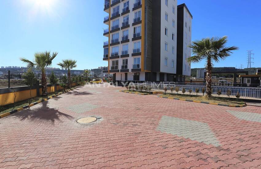 Modern New Flat in a Complex with Pool in Antalya Kepez 1