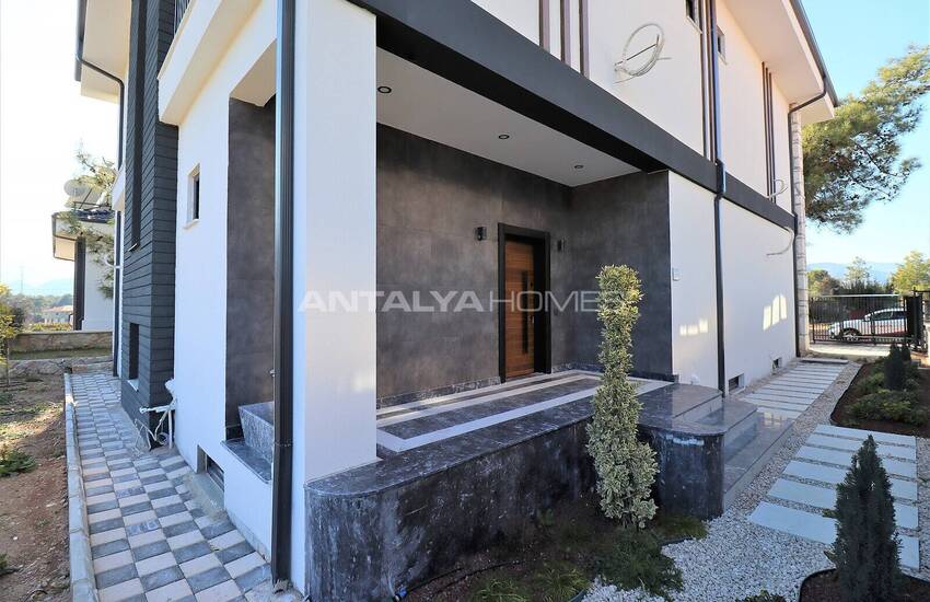 فيلا فسيحة مع مسبح خاص في دوشمالتي حي دوزليرشامي 6