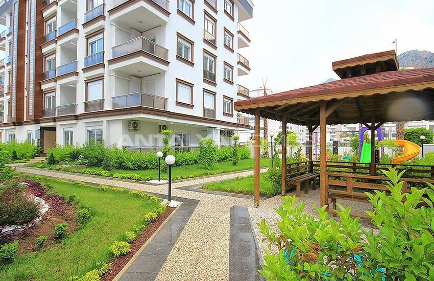 Spacious Apartment in a Secure Complex in Hurma Antalya 3