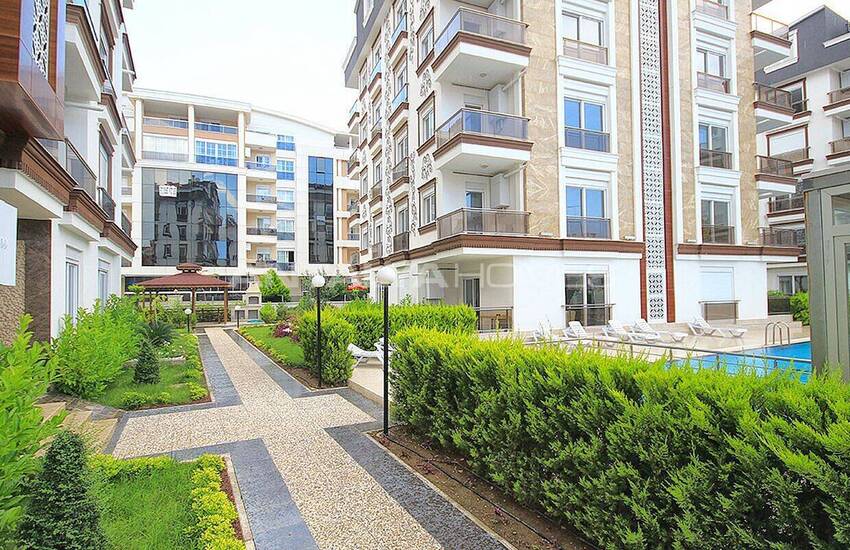Spacious Apartment in a Secure Complex in Hurma Antalya 12