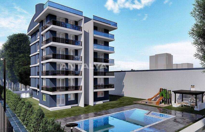 Große Duplex-wohnungen In Einem Komplex Mit Pool In Antalya
