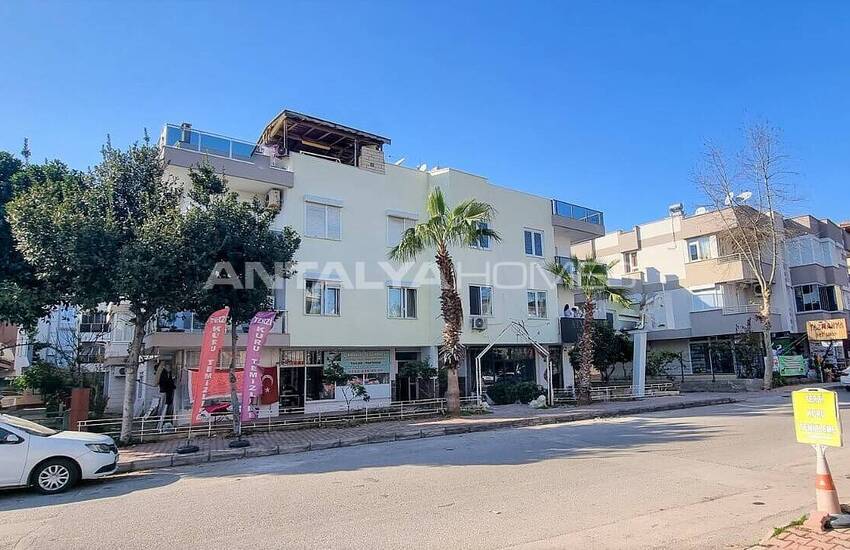 Duplex Flat in Central Location Close to Sea in Antalya Guzeloba 2