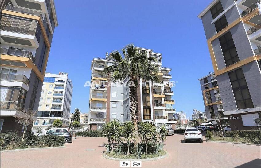 Flat in Complex with Security and Pool in Antalya Kepez