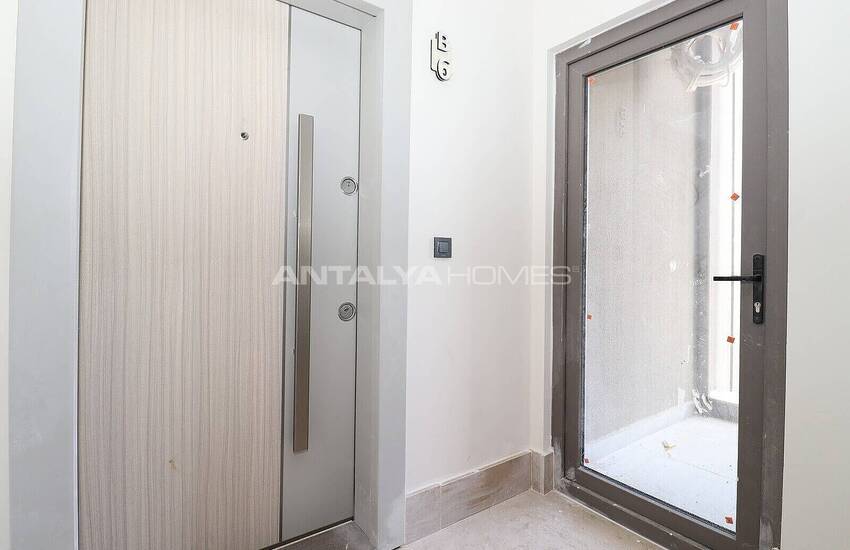 Moderna Lägenheter I Ett Komplex Med Pool I Dosemealti Antalya 10