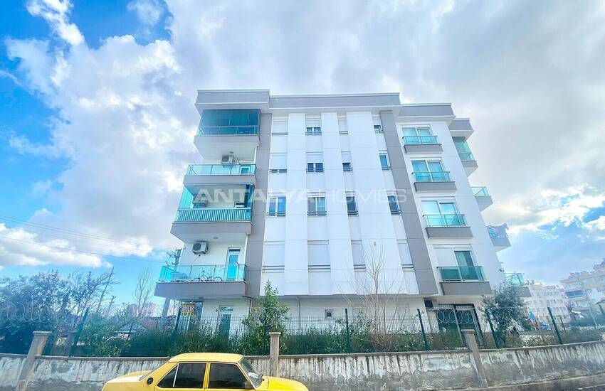 Muratpaşa'da Ana Yola Yakın Konumda Bakımlı 1+1 Daire 2