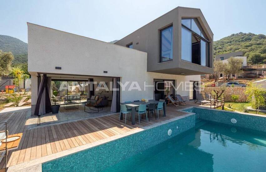 فلل حائزة على جوائز في أنطاليا كاش مطلة على البحر بتصميمها المميز