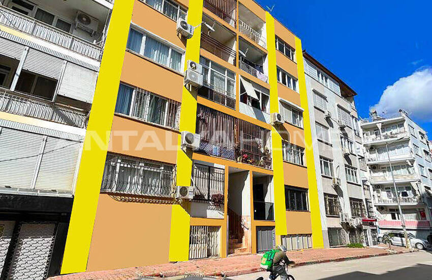 Spacious Newly Renovated Flat in the Heart of the City in Antalya 2