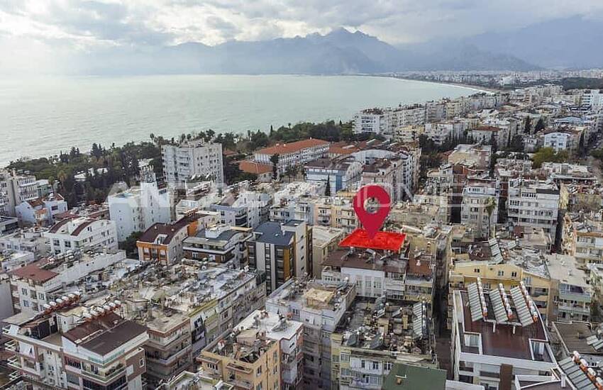 Spacious Newly Renovated Flat in the Heart of the City in Antalya 3