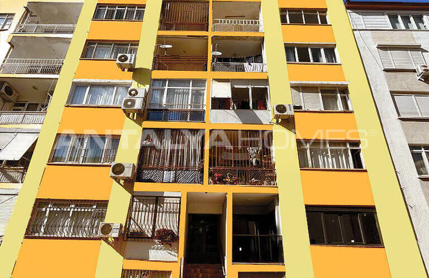 Spacious Newly Renovated Flat in the Heart of the City in Antalya 1