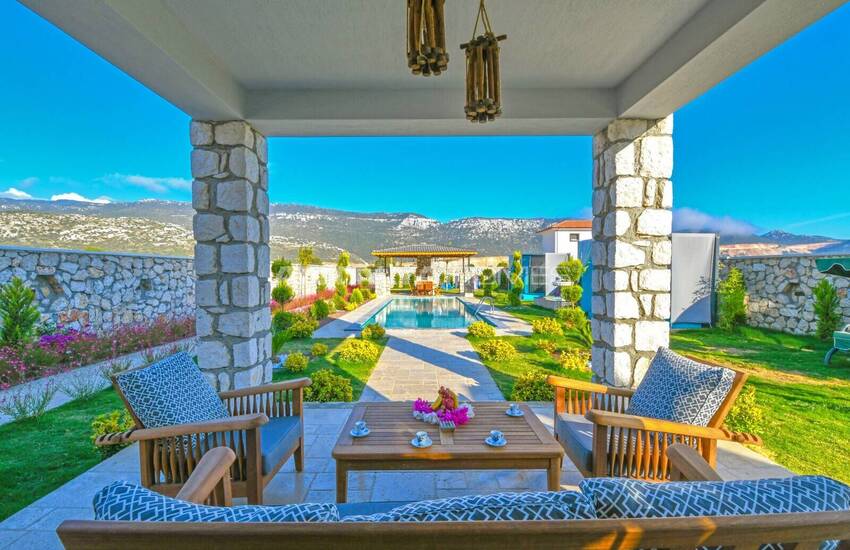 2+1 Isolerad Villa Med Utrustad Inredning På 1876 M² Mark I Kas Kalkan 6