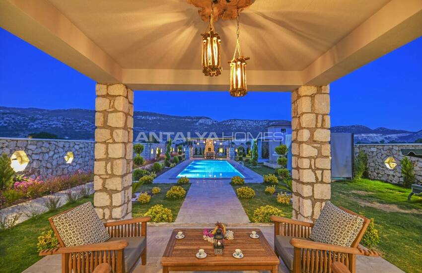 2+1 Isolerad Villa Med Utrustad Inredning På 1876 M² Mark I Kas Kalkan 7