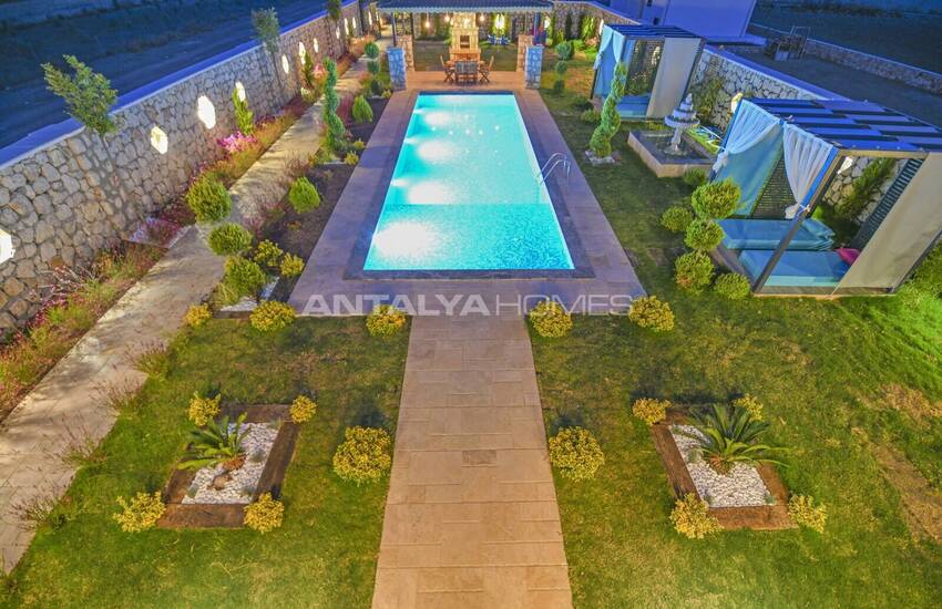 2+1 Isolerad Villa Med Utrustad Inredning På 1876 M² Mark I Kas Kalkan 16
