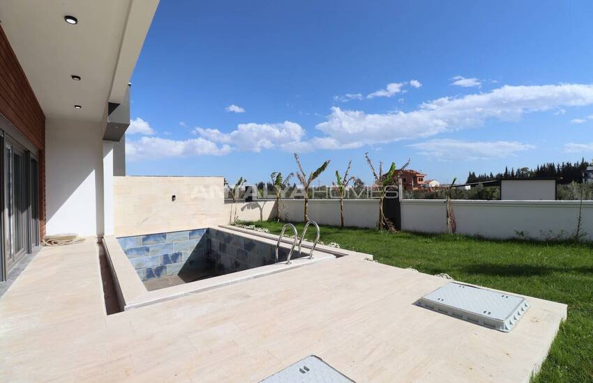 Stilvolle Doppelvillen Mit Privatem Pool In Altinkale, Dösemealti 1