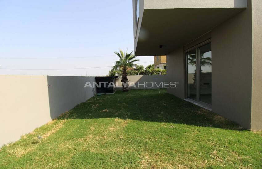 Aksu Kemerağzı'nda Deniz Manzaralı Lüks Müstakil Villa 3