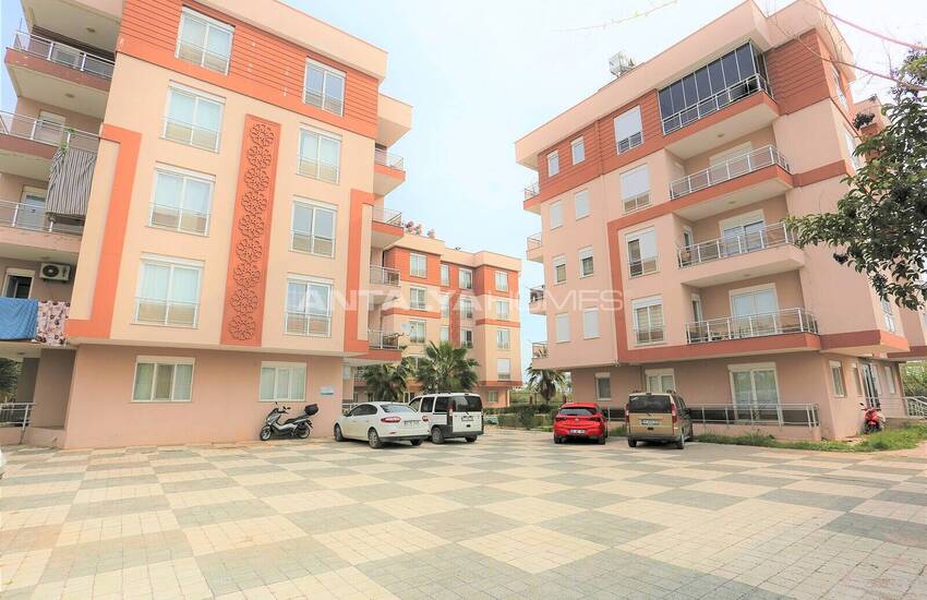Antalya Kepez'de Havuzlu ve Ara Katta Satılık 3+1 Daire 1