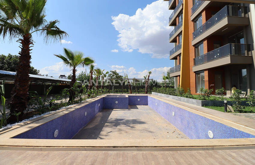 Kepez Göksu'da Modern Mimarili Projede Satılık 1+1 Daireler 11