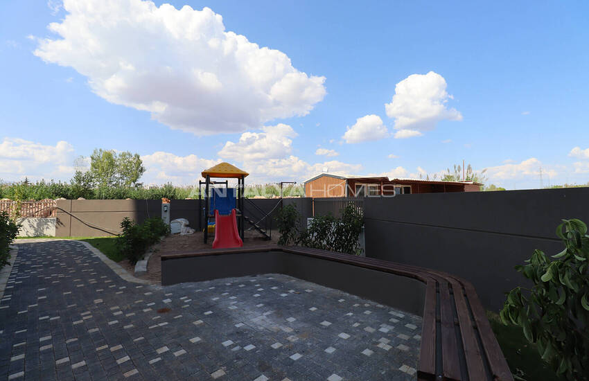 Kepez Göksu'da Modern Mimarili Projede Satılık 1+1 Daireler 10