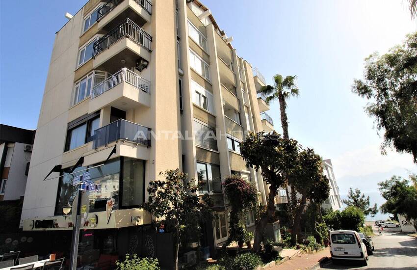 Lara'da Merkezi Konumda Deniz Manzaralı Geniş Daire 3