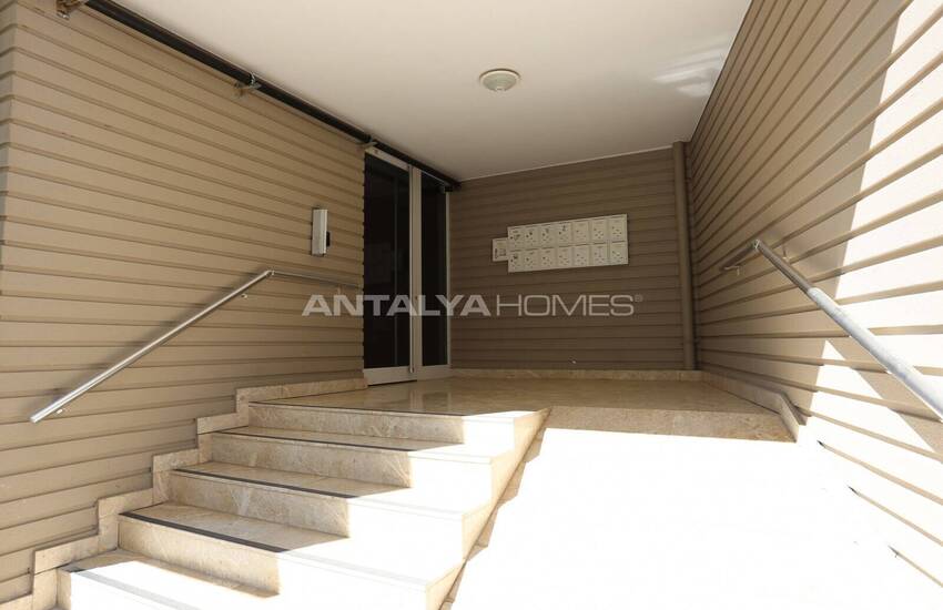Ready to Move Furnished Duplex Flat in Antalya Konyaalti 5
