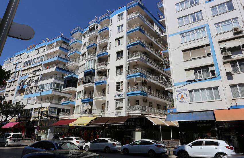 Ready to Move Apartment Close to Coast in Antalya Muratpasa