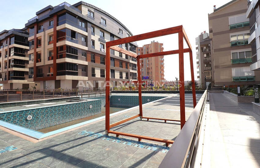 Apartments in a Complex with a Pool in Konyaalti Sarisu 3