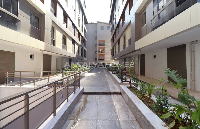 Apartments in a Complex with a Pool in Konyaalti Sarisu 5