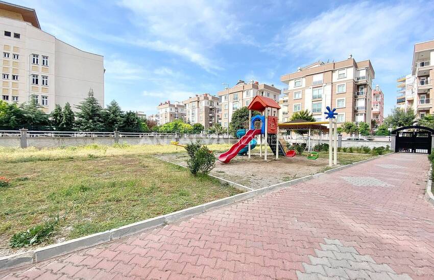 Antalya Muratpaşa'da Site İçinde Bakımlı ve Geniş 3+1 Daire 6