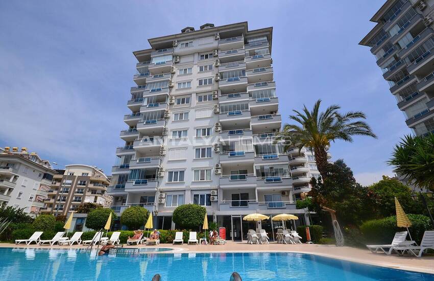 شقة مفروشة مطلة على البحر والمدينة في الانيا 1