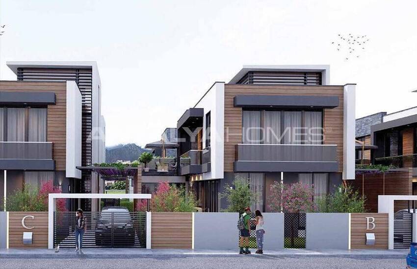 Hus Med Vinterträdgård Och Öppen Parkering I Antalya Altinkale 1