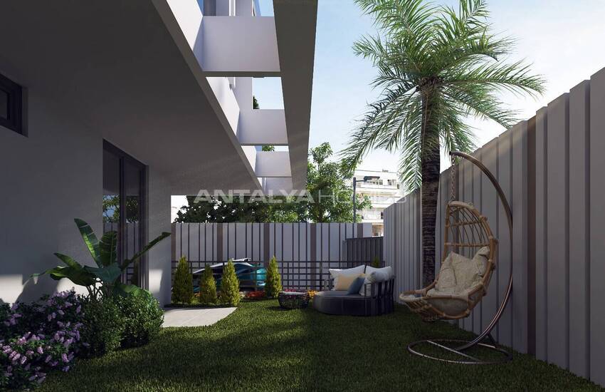 Flats in Complex with Swimming Pool in Antalya Muratpasa 7