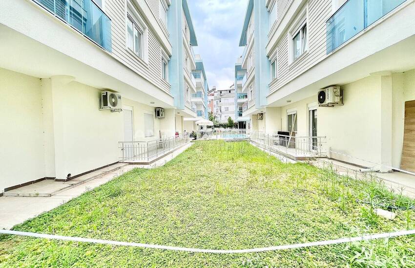 Muratpaşa'da Kapalı Otoparklı ve Güvenlikli Sitede 2+1 Daire 4