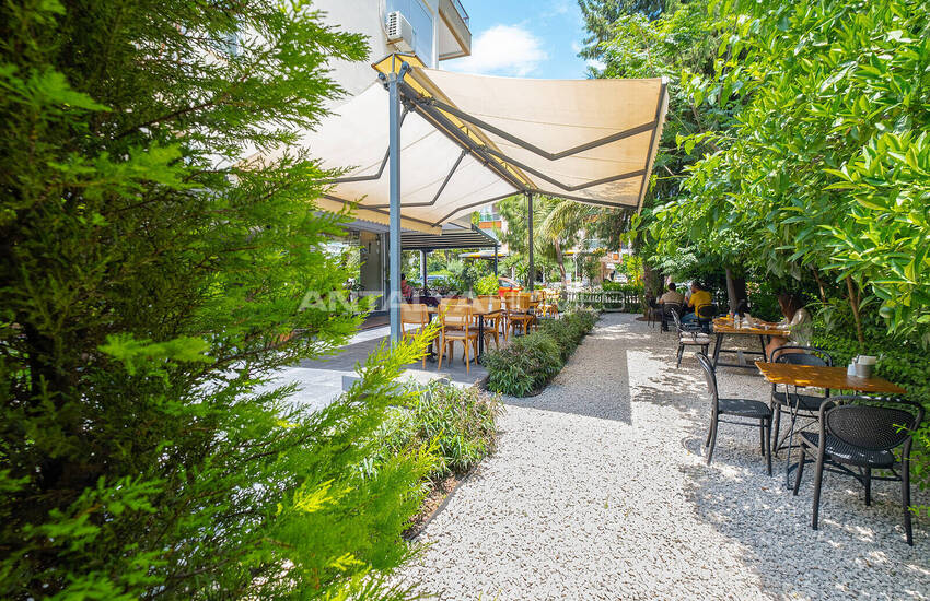 Winkel Met Potentieel Hoog Inkomen In Muratpasa Antalya 12