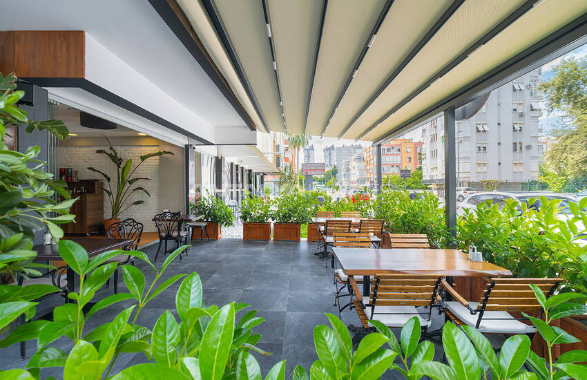 Winkel Met Potentieel Hoog Inkomen In Muratpasa Antalya 17