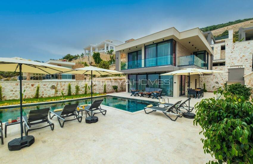 Villa Met Tuin En Zwembaden In Antalya Kalkan 1