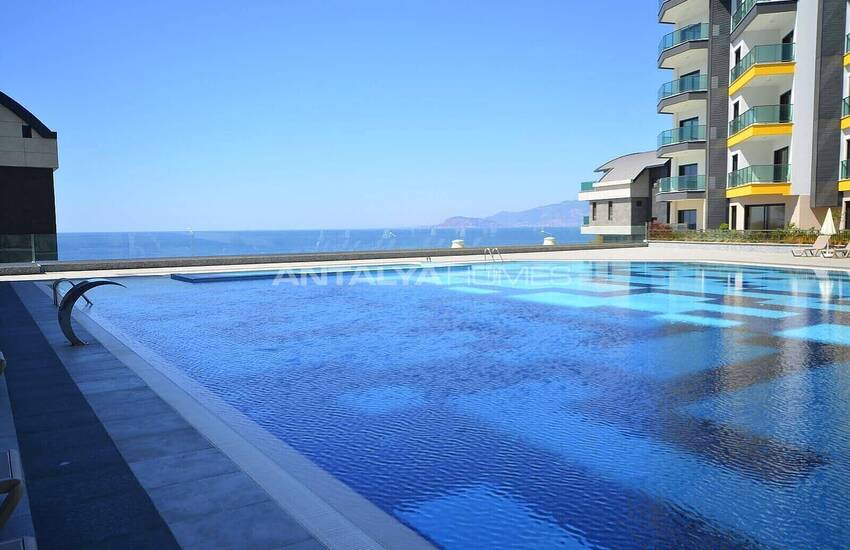 Apartment with Sea View and Rich Activities in Alanya Kargicak